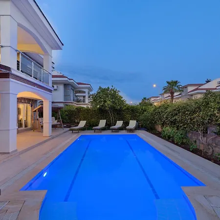 Vila Gul - Private Pool , 10 Min Walk *