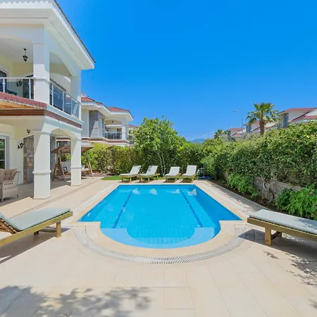 Vila Gul - Private Pool , 10 Min Walk *