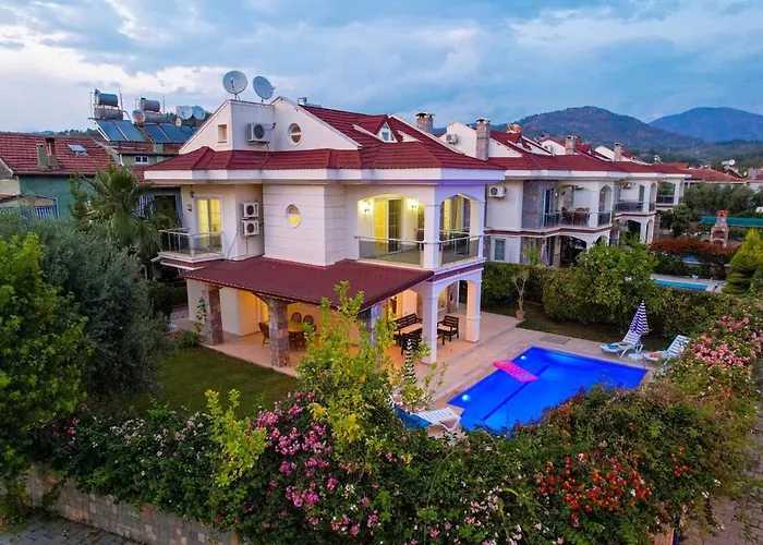 Gul - Private Pool , 10 Min Walk *