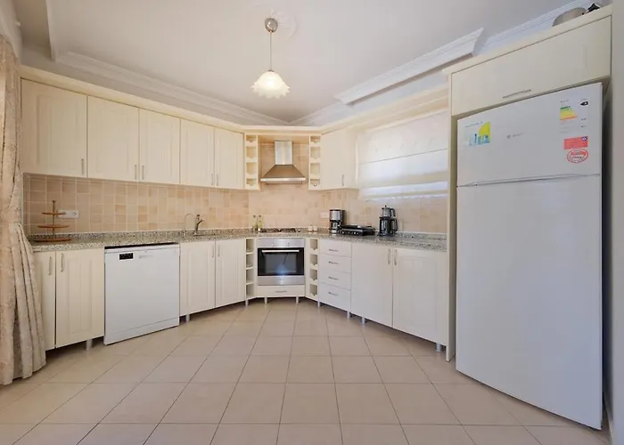 Gul - Private Pool , 10 Min Walk Вилла Фетхие