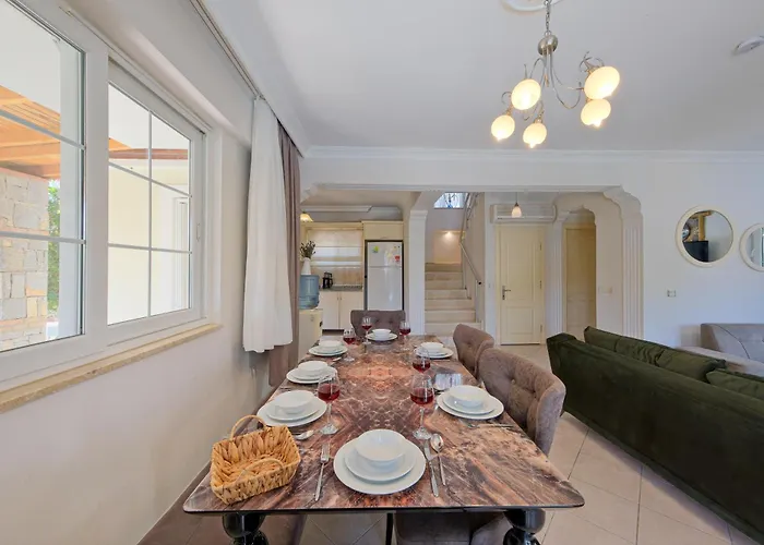 Gul - Private Pool , 10 Min Walk *