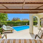 Gul - Private Pool , 10 Min Walk Vila